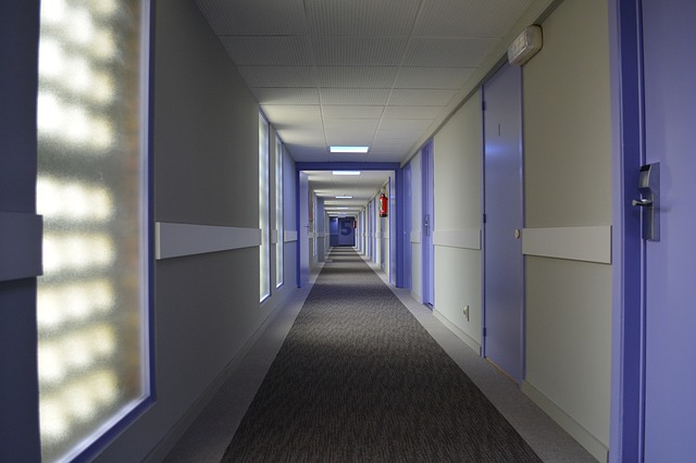hotel-748185_640
