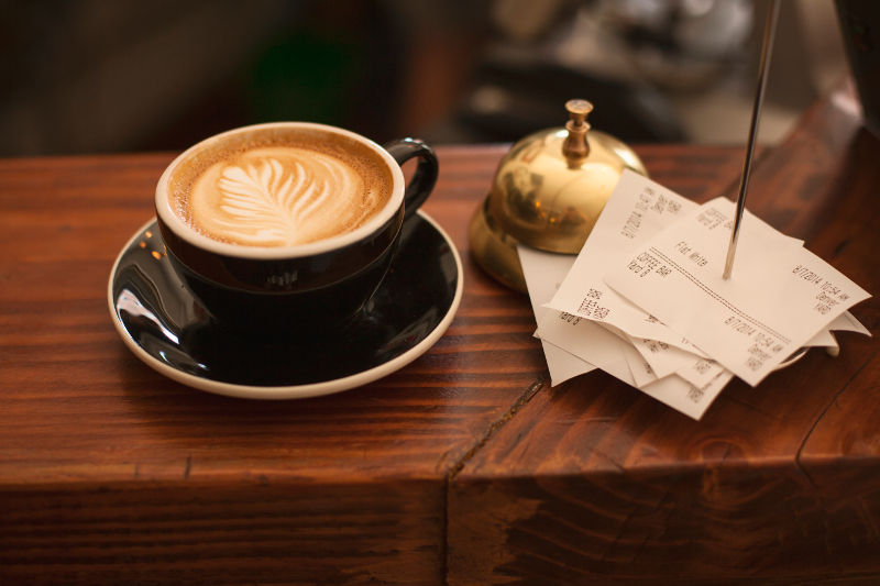 Cluj: Fondul Risky Business investește 70.000 de euro pentru casa de marcat virtuală Ebriza restaurant-coffee-cup-cappuccino
