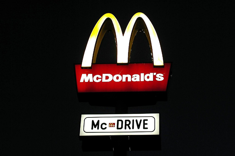 donalds-387237_1280