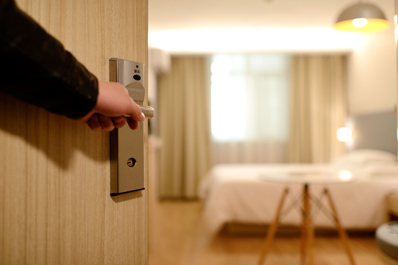 18 firme din vestul țării primesc cinci milioane de euro, bani europeni, pentru a se dezvolta hotel-1330850_1280
