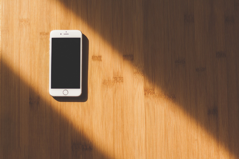 iphone-2617704_1280