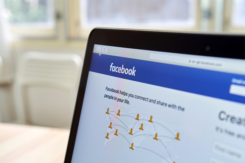 Facebook renunță la albastru – cum va arăta cea mai populară rețea socială din lume 004