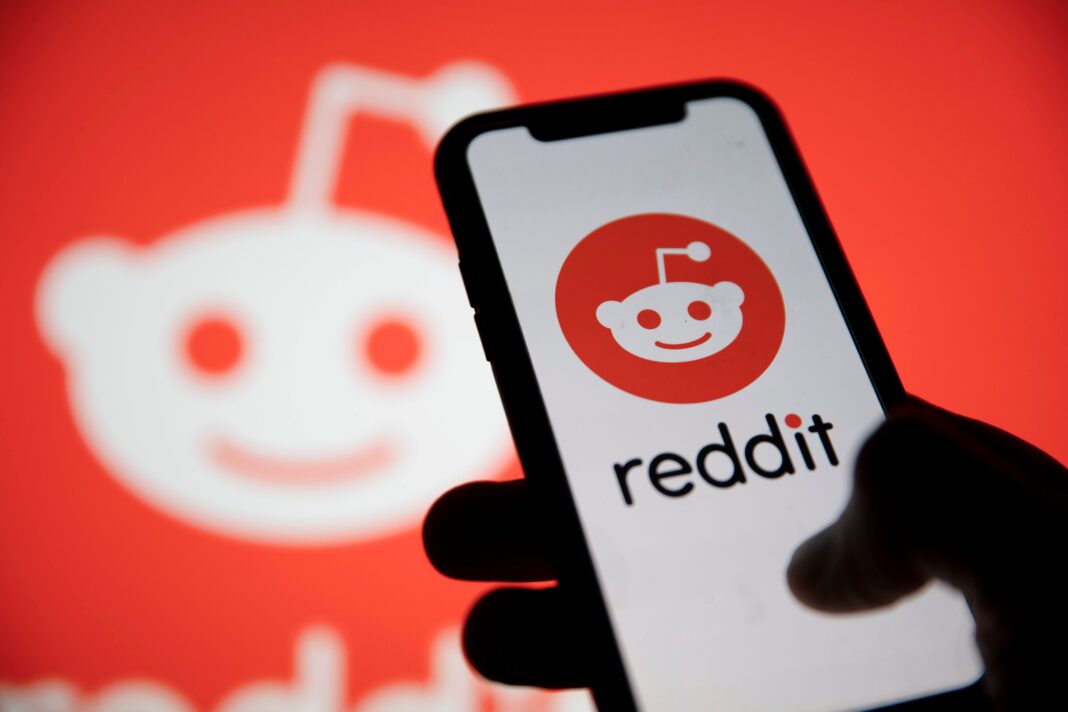Reddit intră pe bursa de la New York. reddit