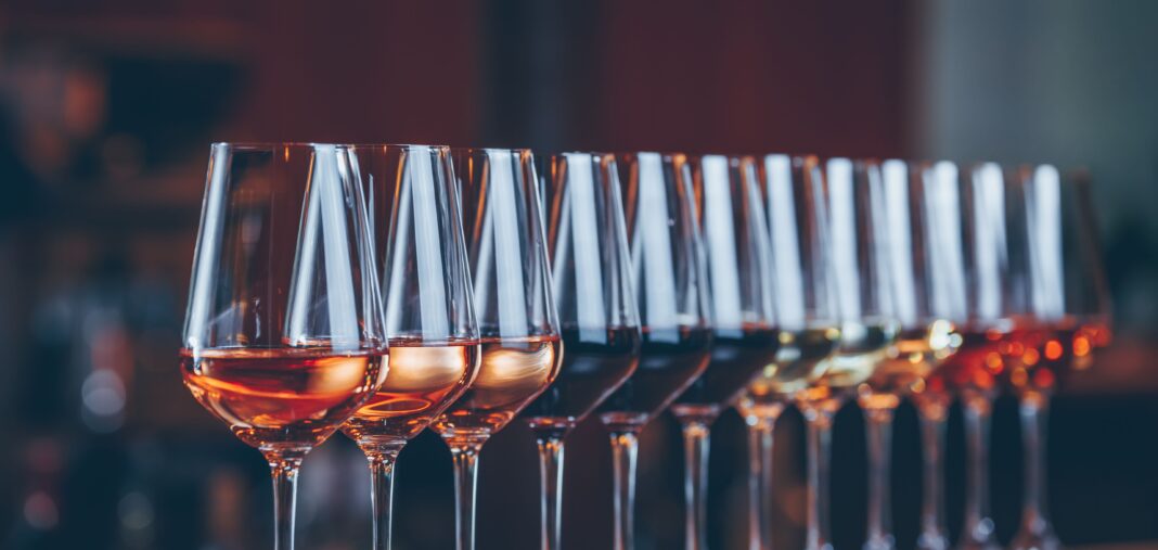 Maspex Romania, o companie aparținând Grupului Maspex, a finalizat, prin intermediul Bursei de Valori București, procedurile ofertei publice de preluare voluntară a acțiunilor Purcari Wineries. Purcari Wineries preluat de Maspex