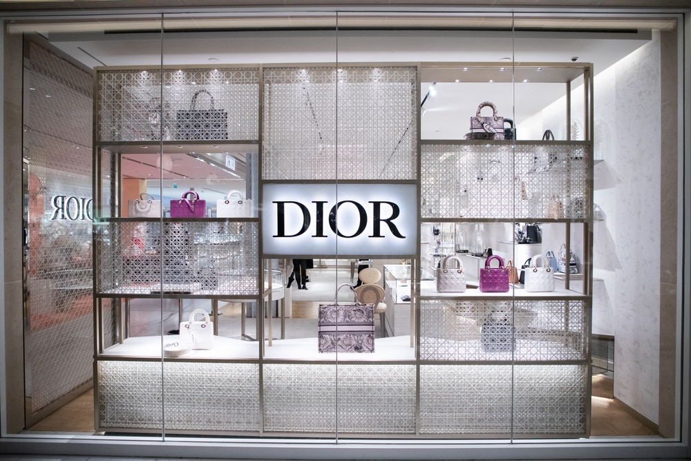 Când și bogații încep să economisească. LVMH și provocările unei industrii de miliarde Când și bogații încep să economisească. LVMH și provocările unei industrii de miliarde
